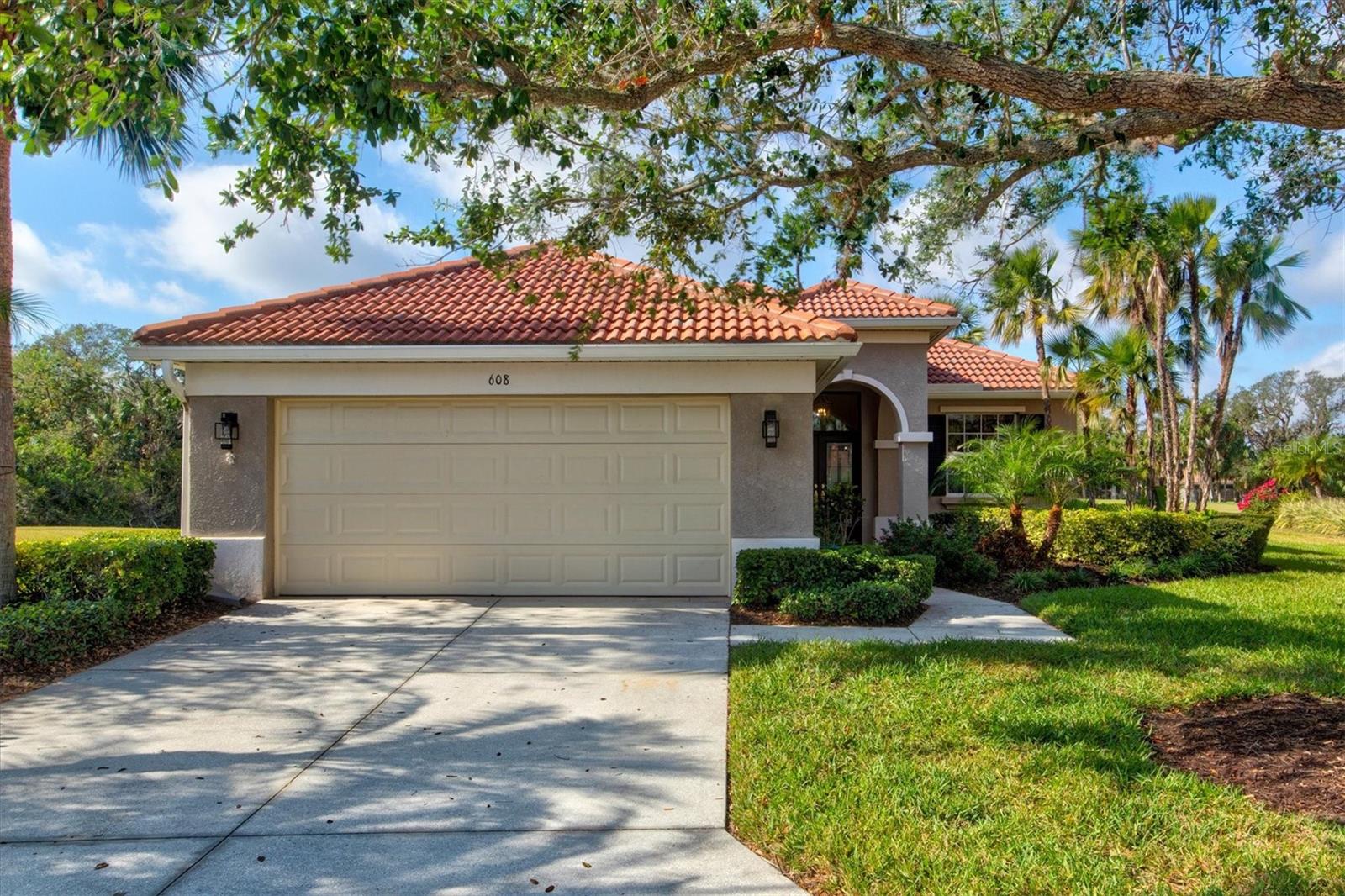 608 MISTY POND CT